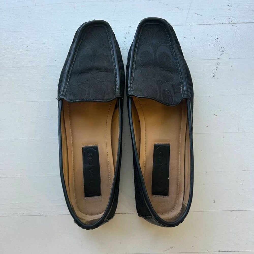 Nice Womans Coach Black Signature Canvas Driving Loafers